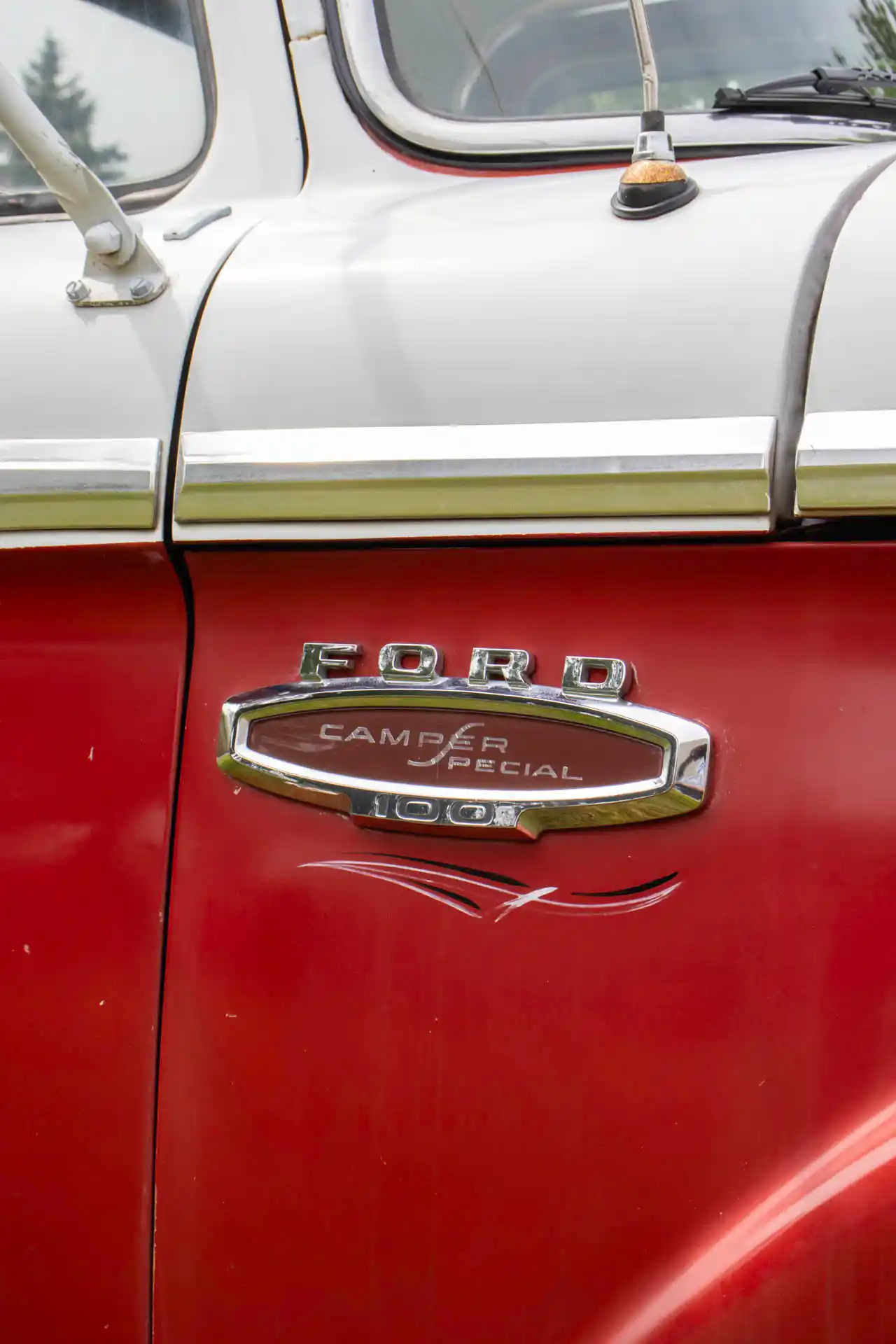 1966 Ford F-100 Camper Special 4×4