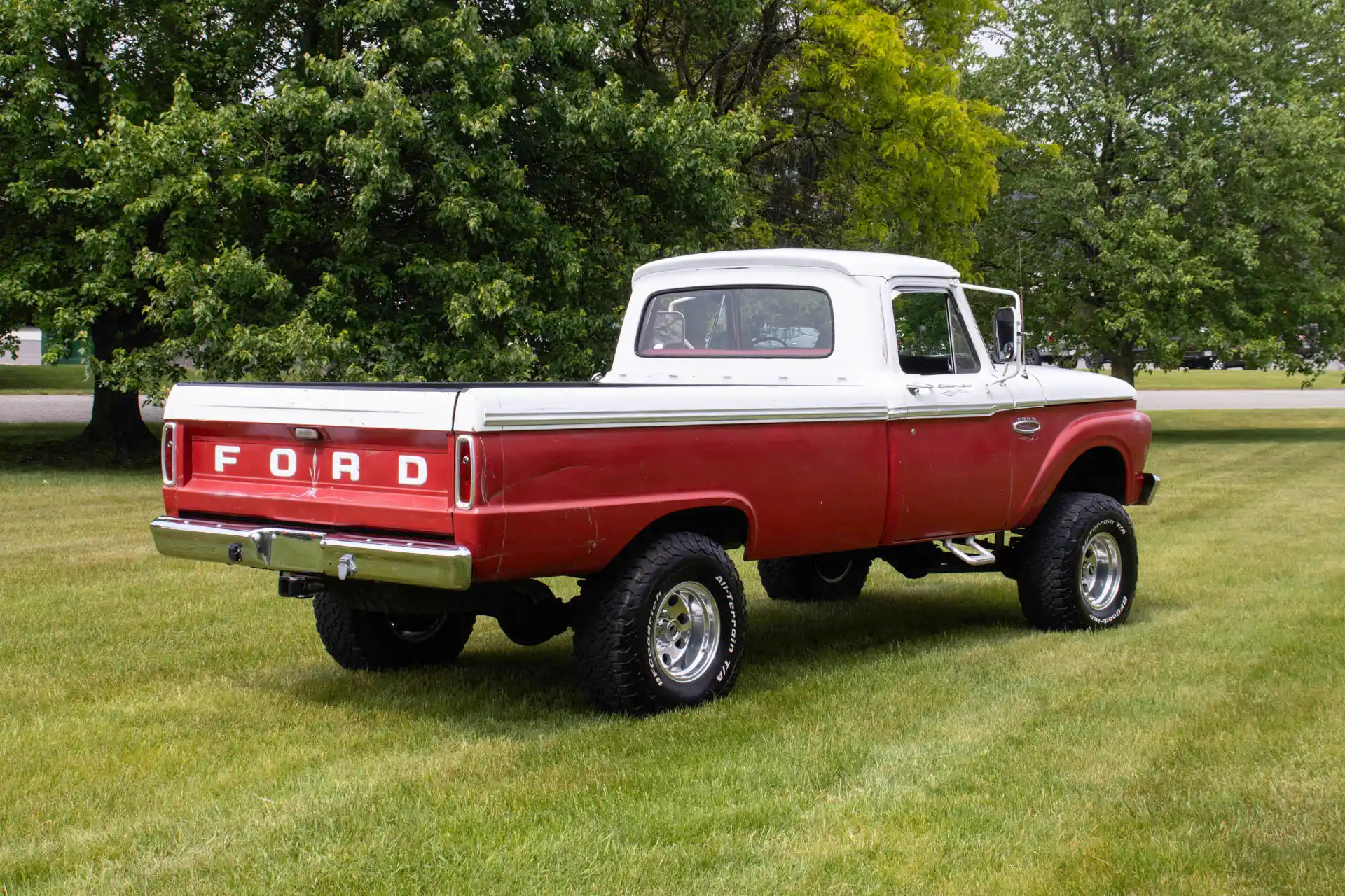 1966 Ford F-100 Camper Special 4×4
