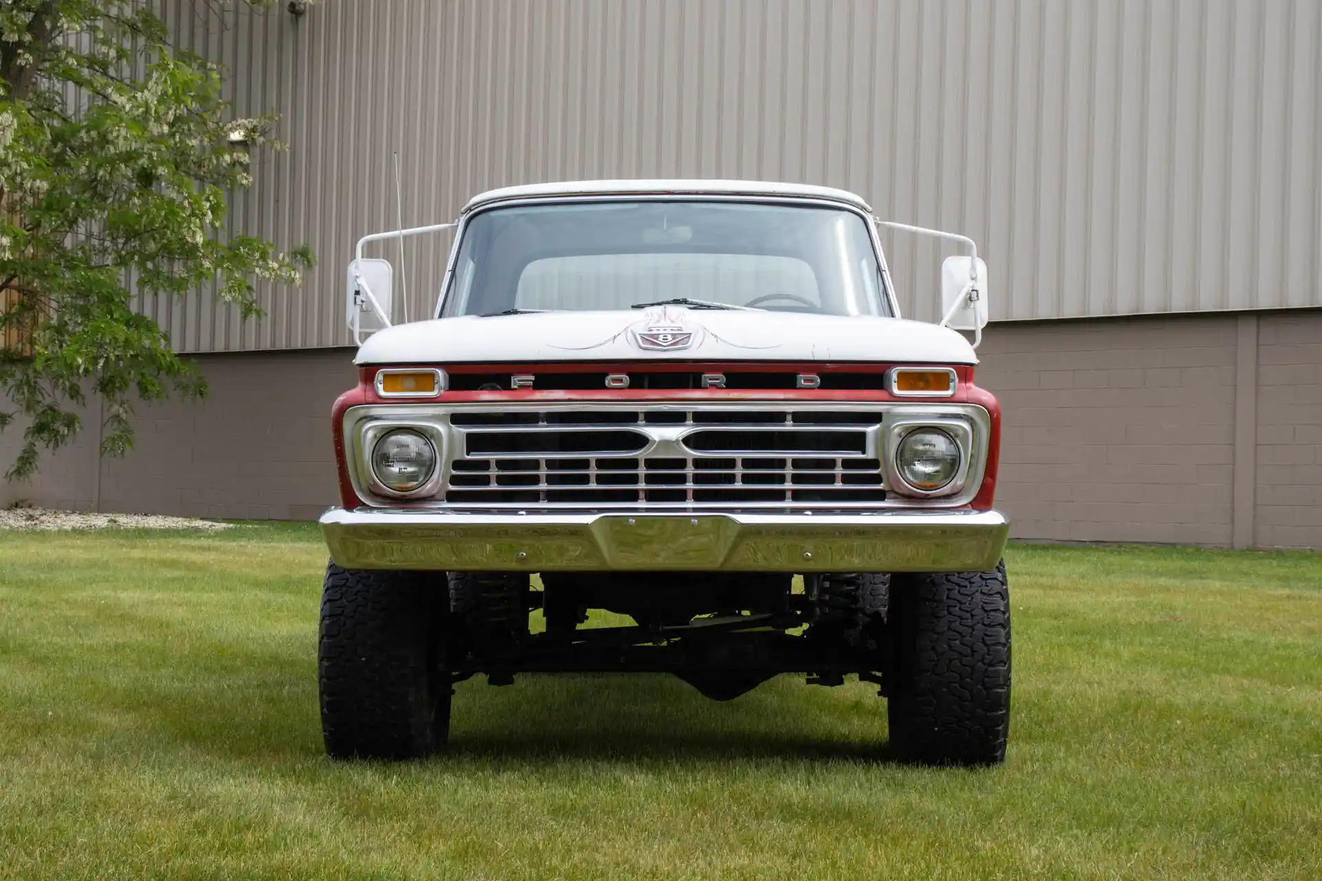 1966 Ford F-100 Camper Special 4×4 - 3