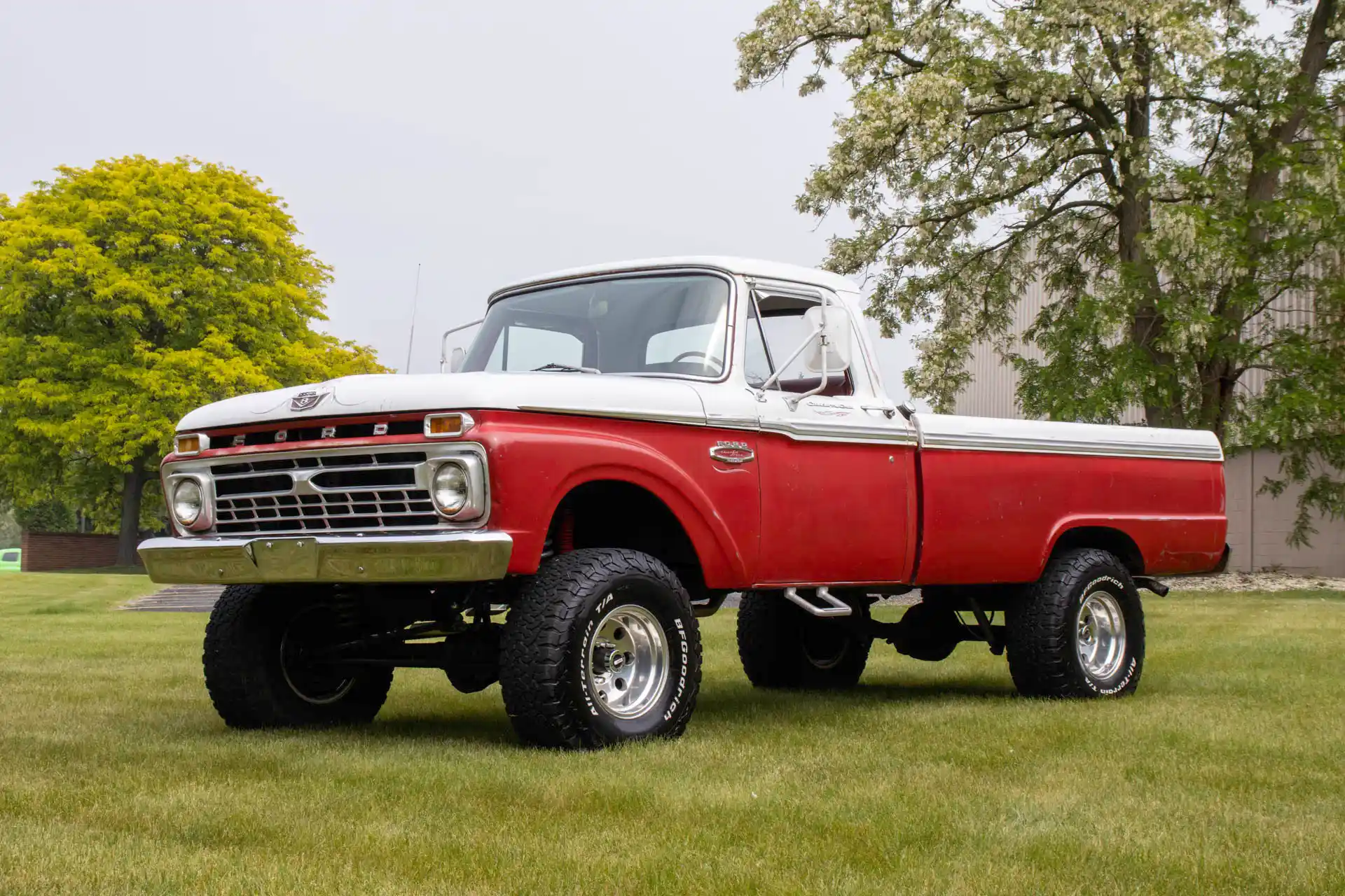  Ford F-100