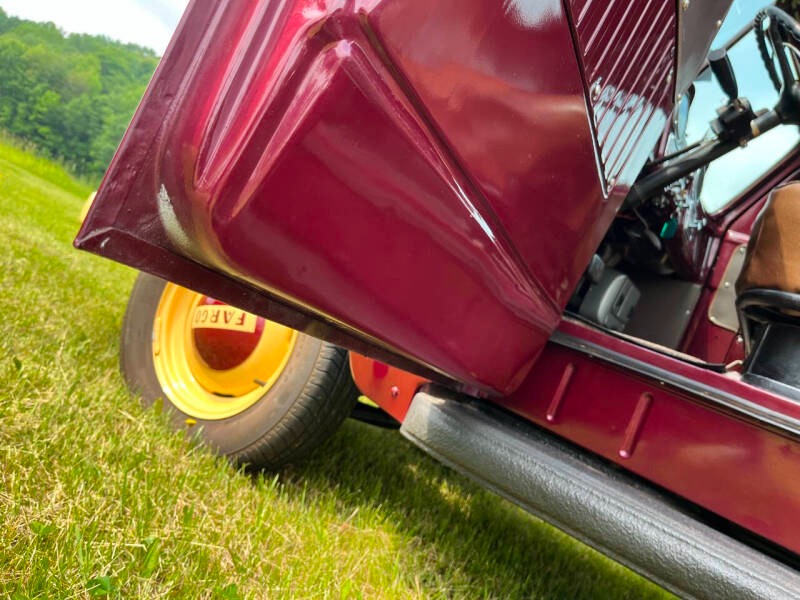 1953 Fargo FP108 Half Ton Short Box