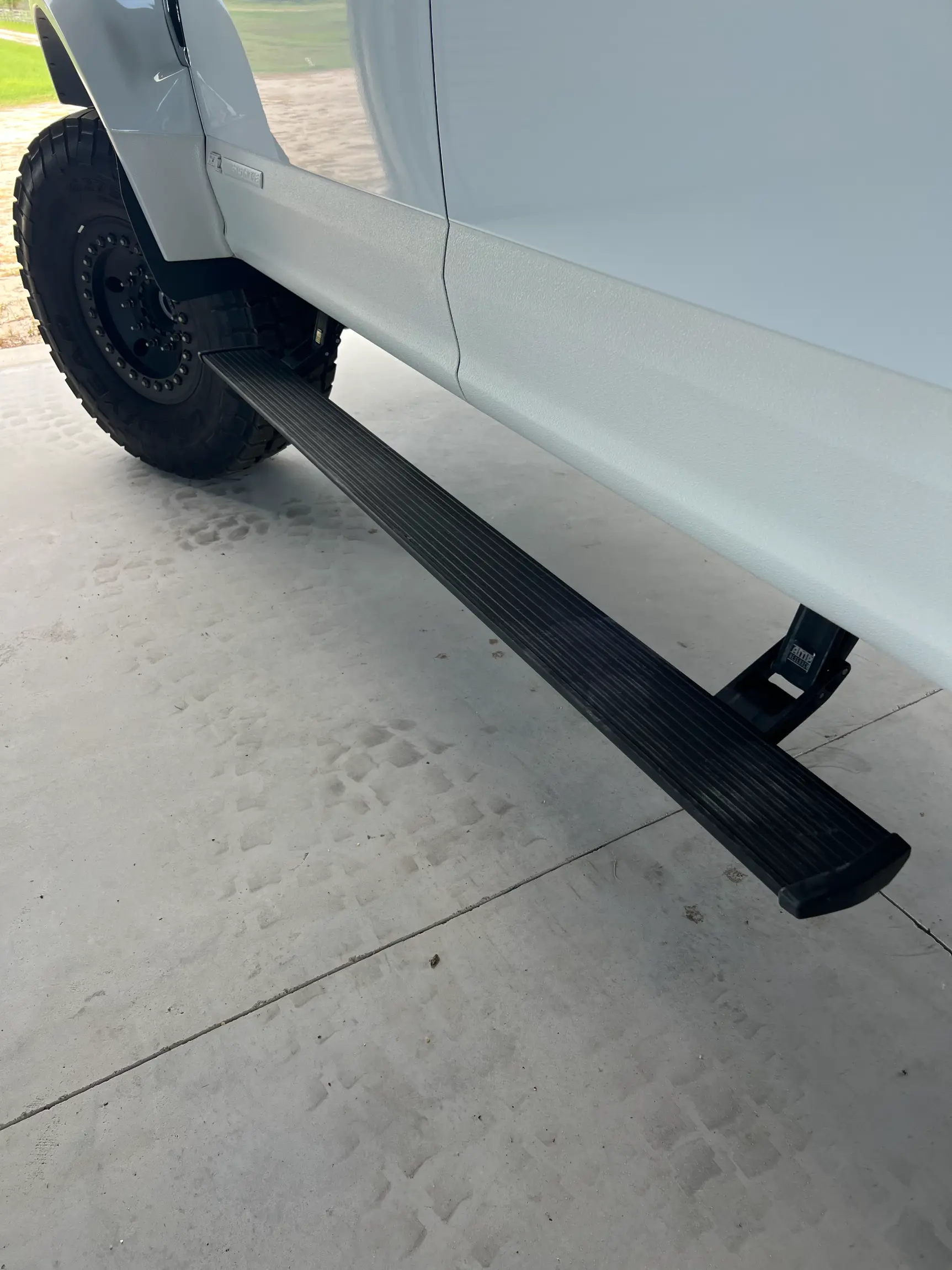 Sold: 2022 Ford F-550 Super Duty Lariat 4×4