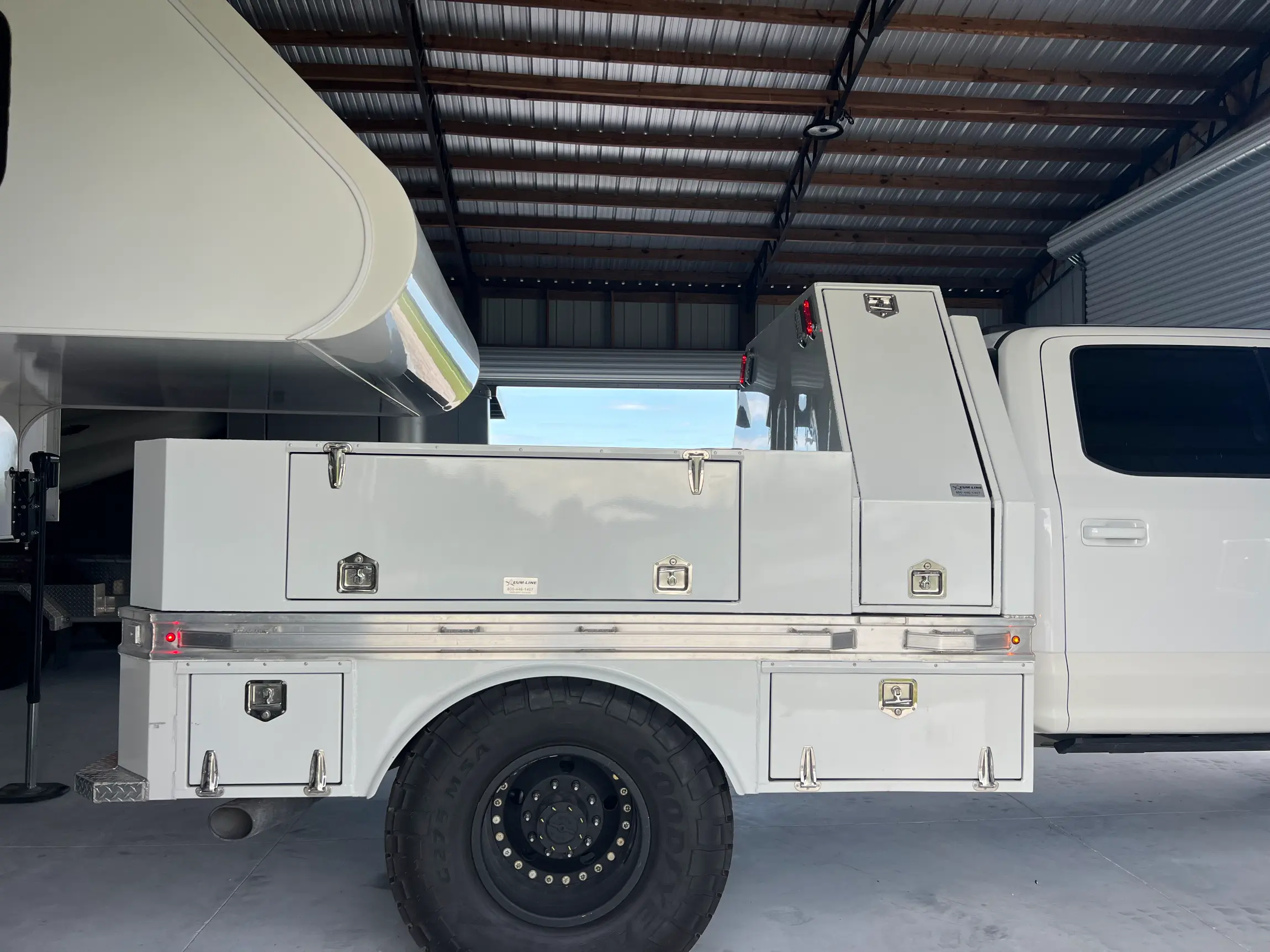 Sold: 2022 Ford F-550 Super Duty Lariat 4×4