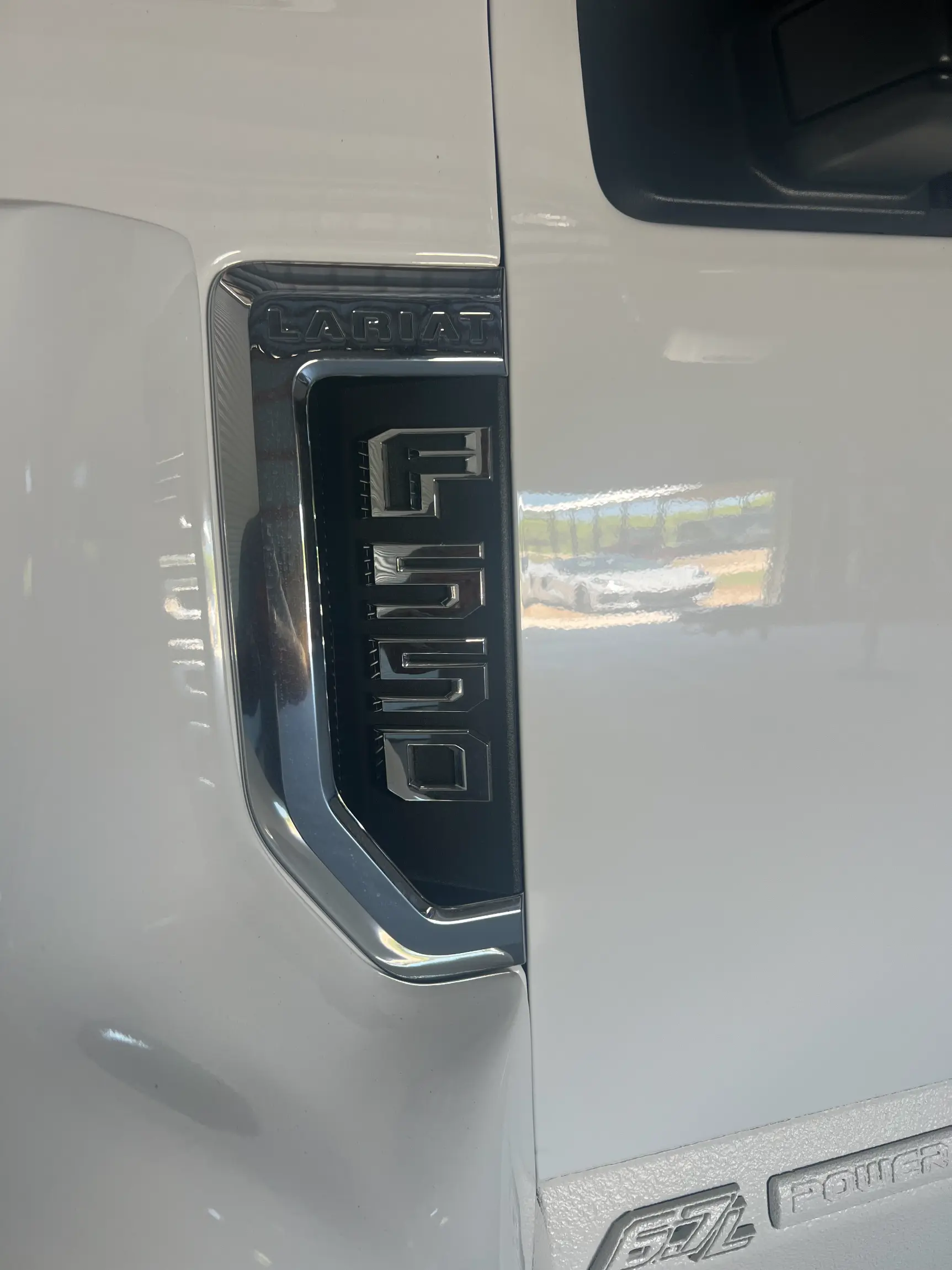 Sold: 2022 Ford F-550 Super Duty Lariat 4×4