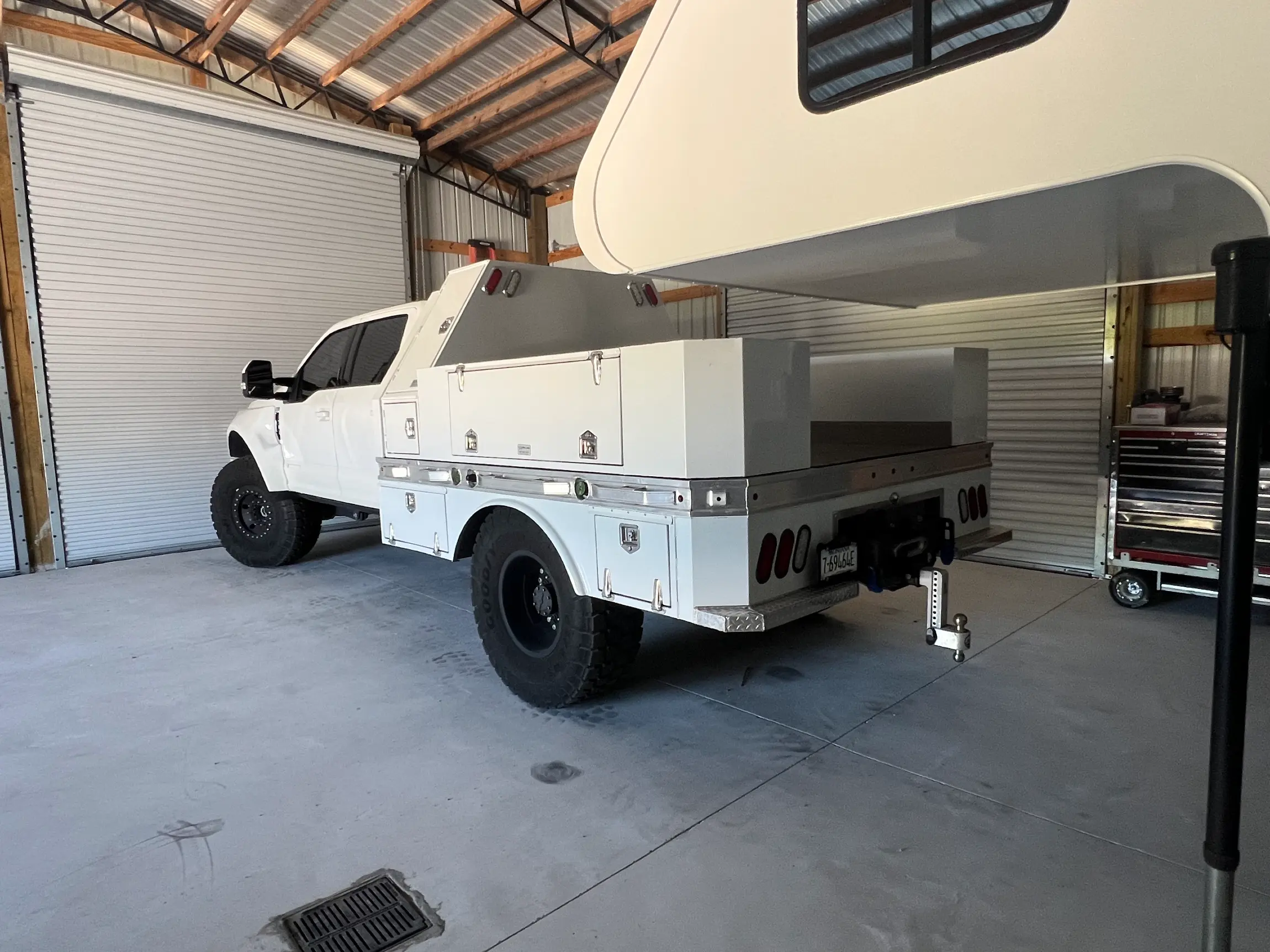 Sold: 2022 Ford F-550 Super Duty Lariat 4×4