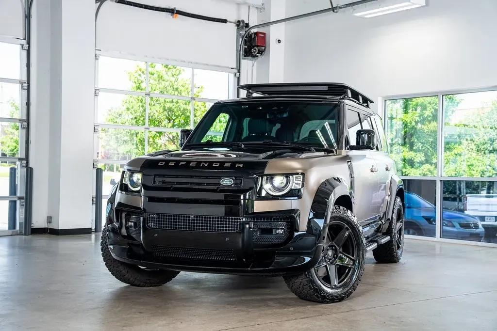  Land Rover Defender