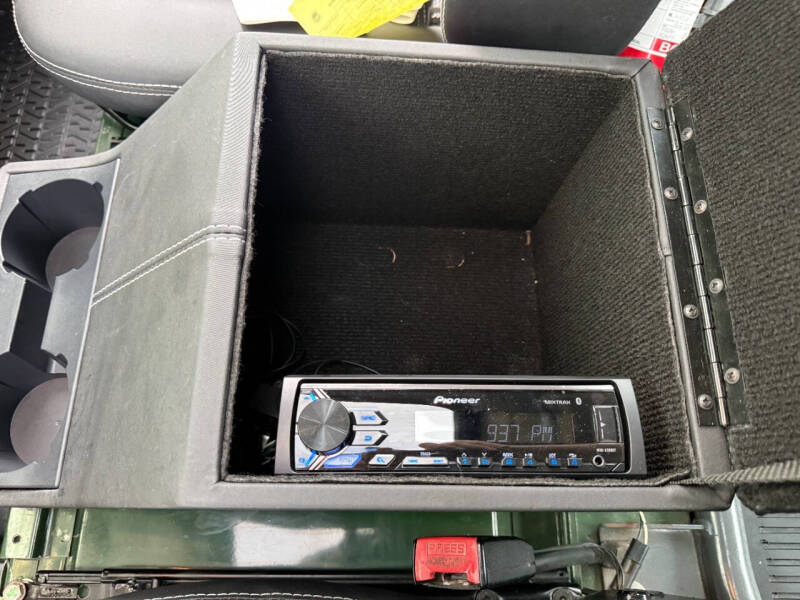 1995 Land Rover Defender 90 NAS