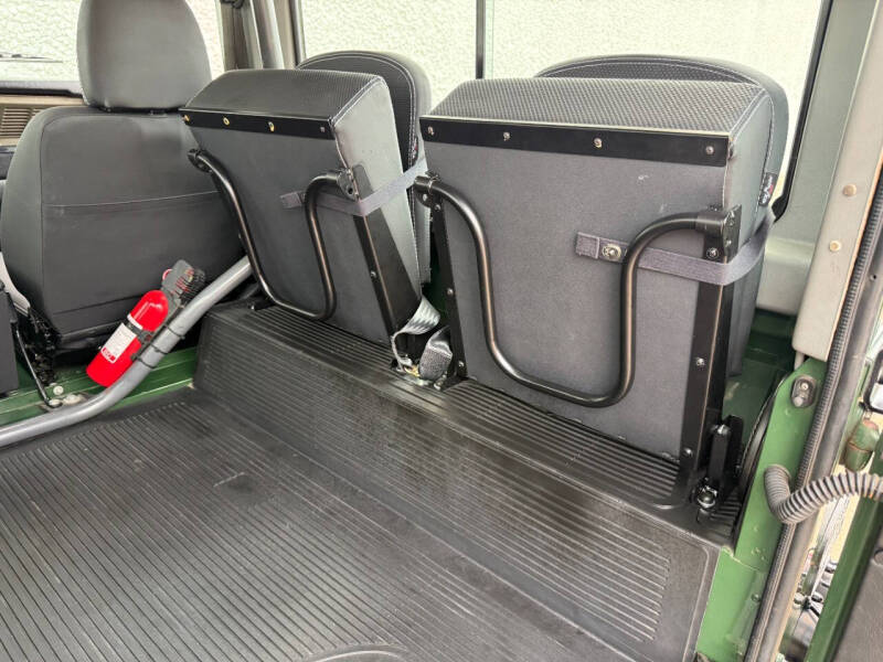1995 Land Rover Defender 90 NAS