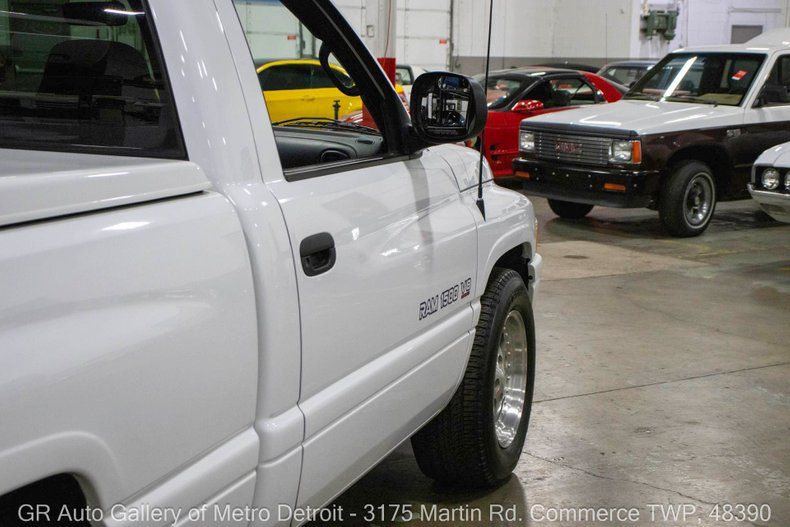 1998 Dodge Ram 1500 SS/T