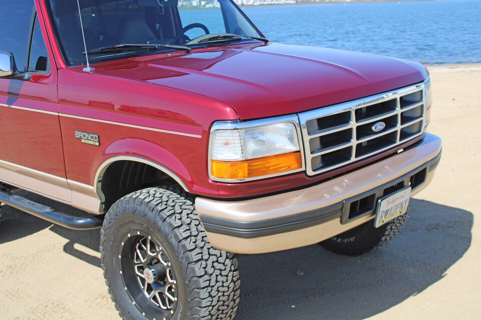 43k-Mile, 1-Owner 1996 Ford Bronco Eddie Bauer 4×4