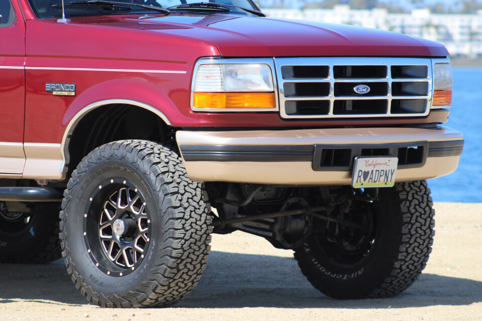 43k-Mile, 1-Owner 1996 Ford Bronco Eddie Bauer 4×4