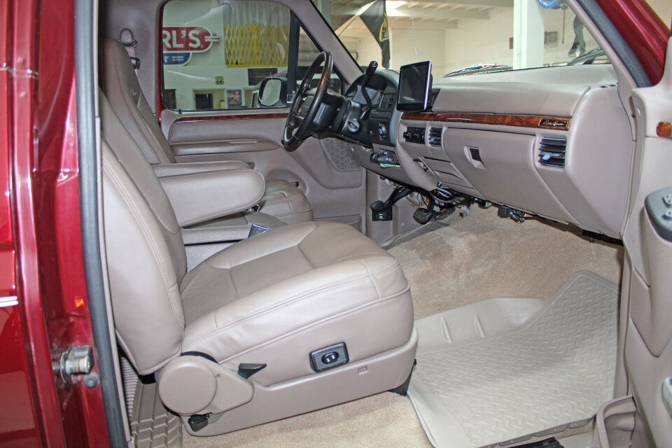 43k-Mile, 1-Owner 1996 Ford Bronco Eddie Bauer 4×4