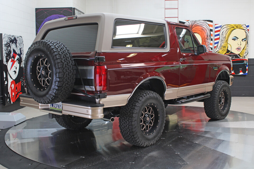 43k-Mile, 1-Owner 1996 Ford Bronco Eddie Bauer 4×4