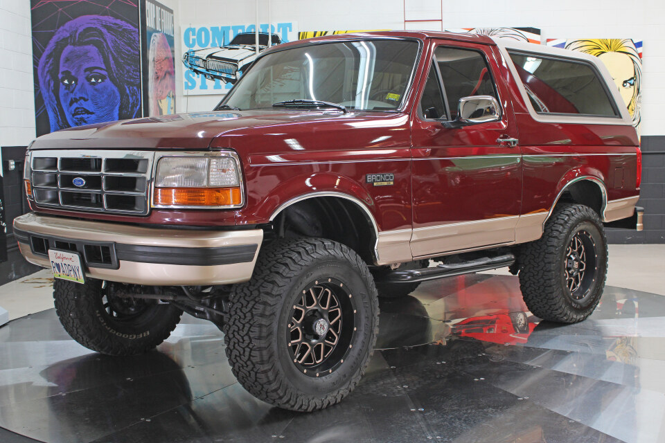 43k-Mile, 1-Owner 1996 Ford Bronco Eddie Bauer 4×4