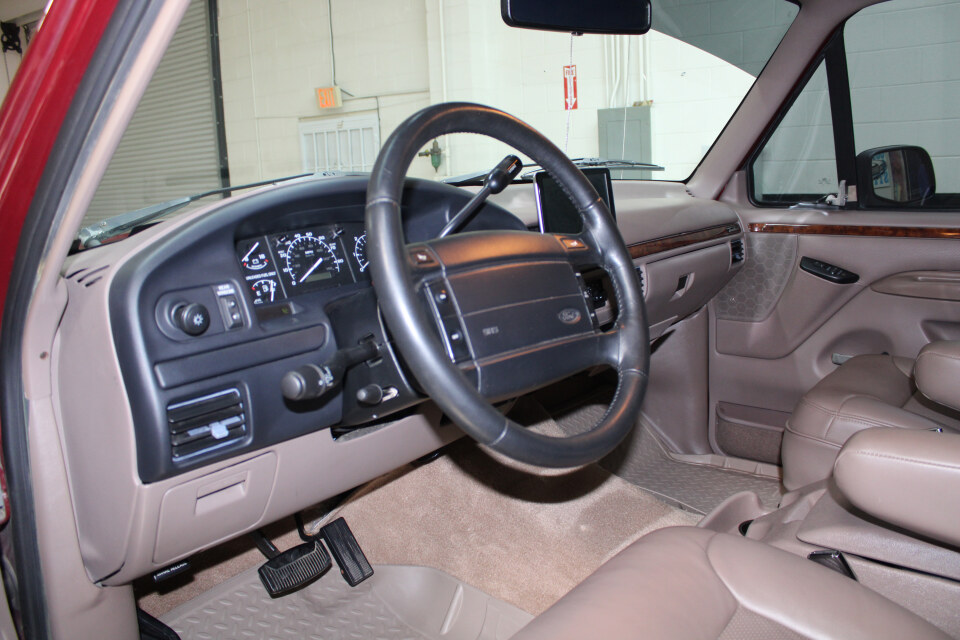 43k-Mile, 1-Owner 1996 Ford Bronco Eddie Bauer 4×4