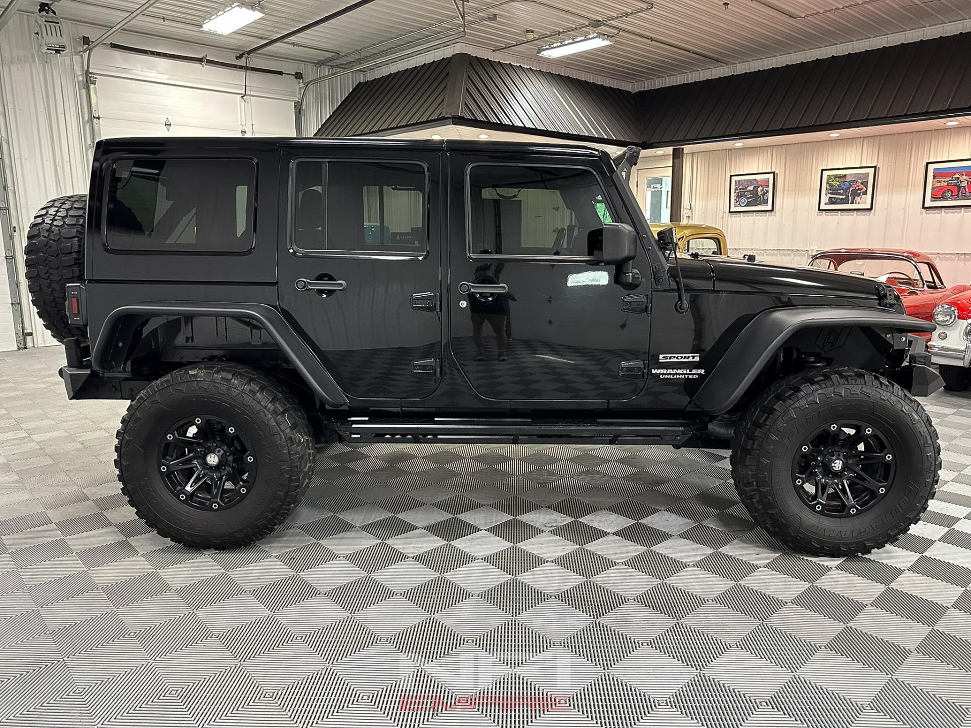2014 Jeep Wrangler Unlimited Sport - 4