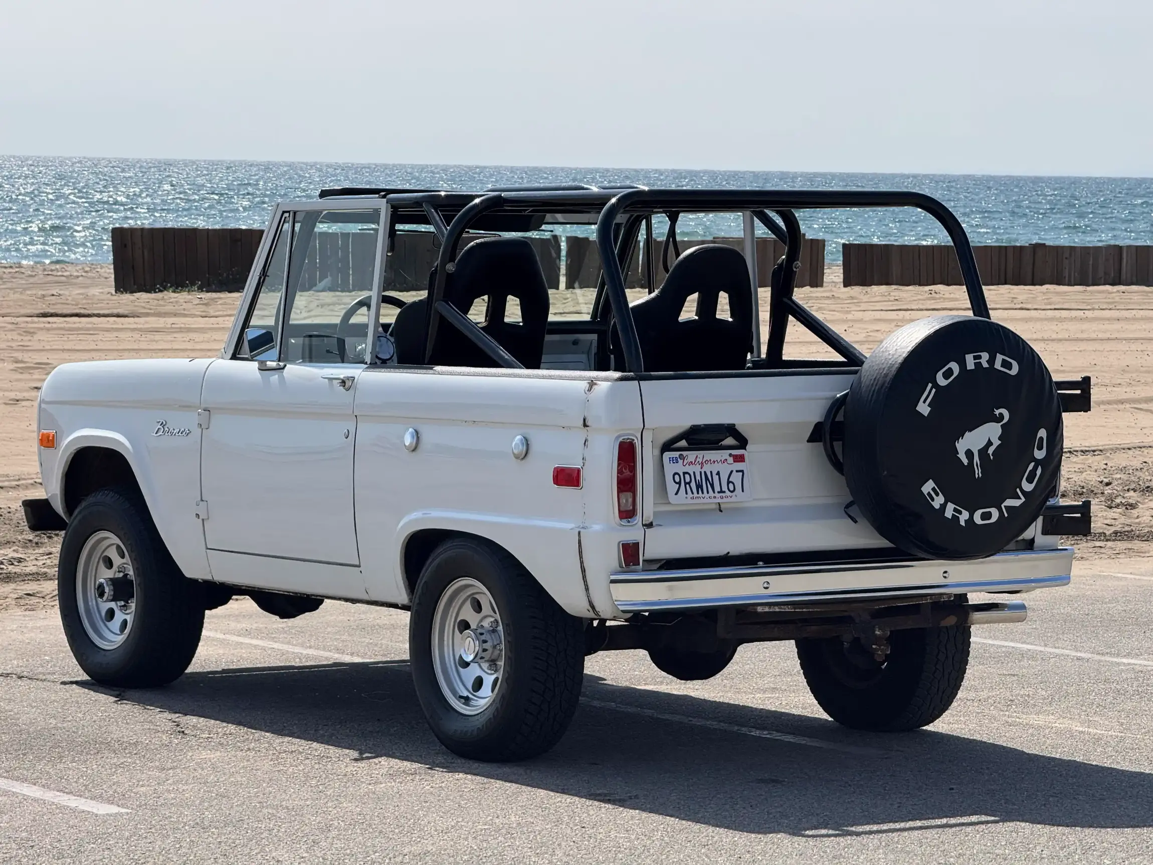 Sold: 1973 Ford Bronco Ranger 4×4