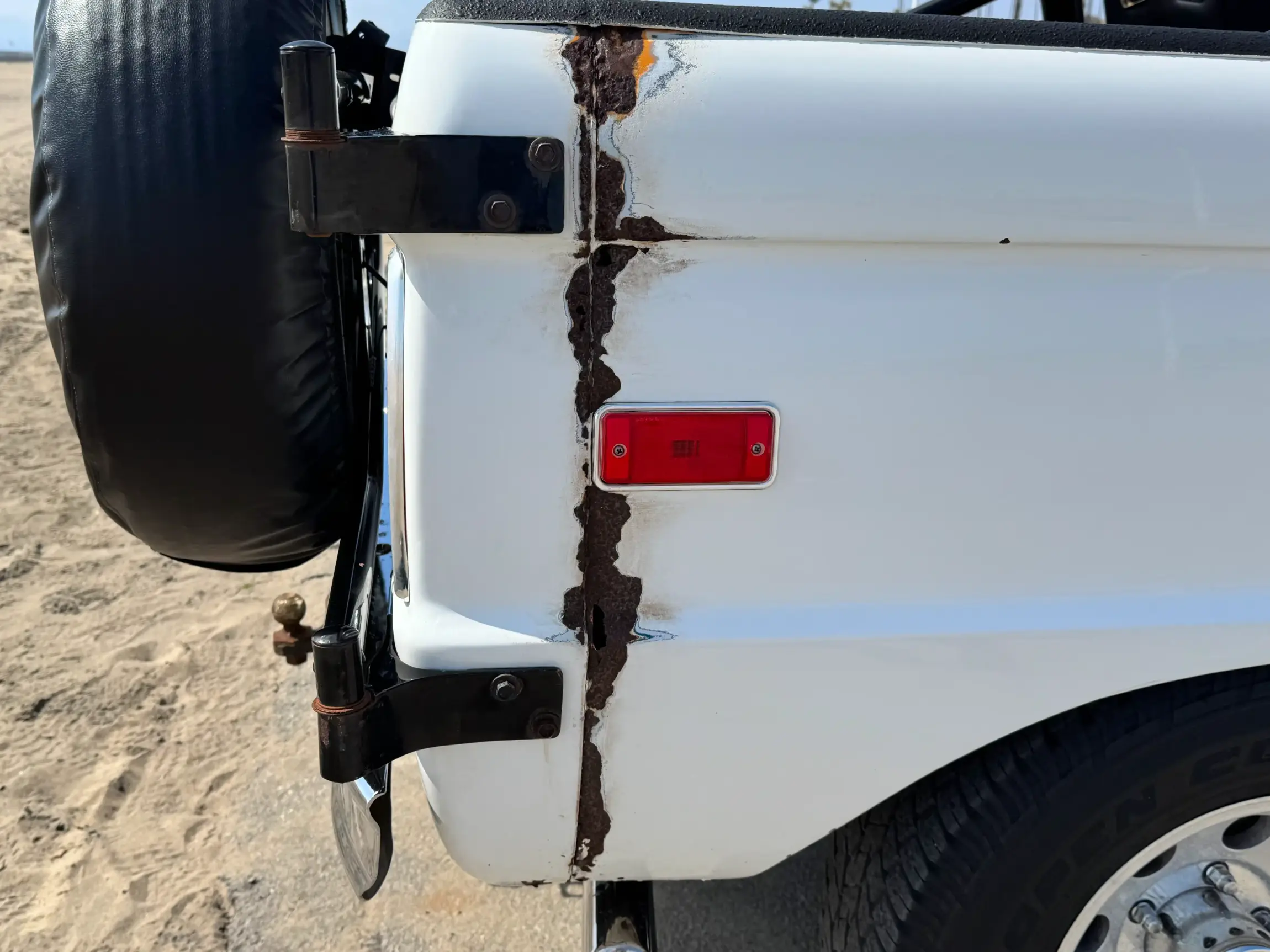 Sold: 1973 Ford Bronco Ranger 4×4