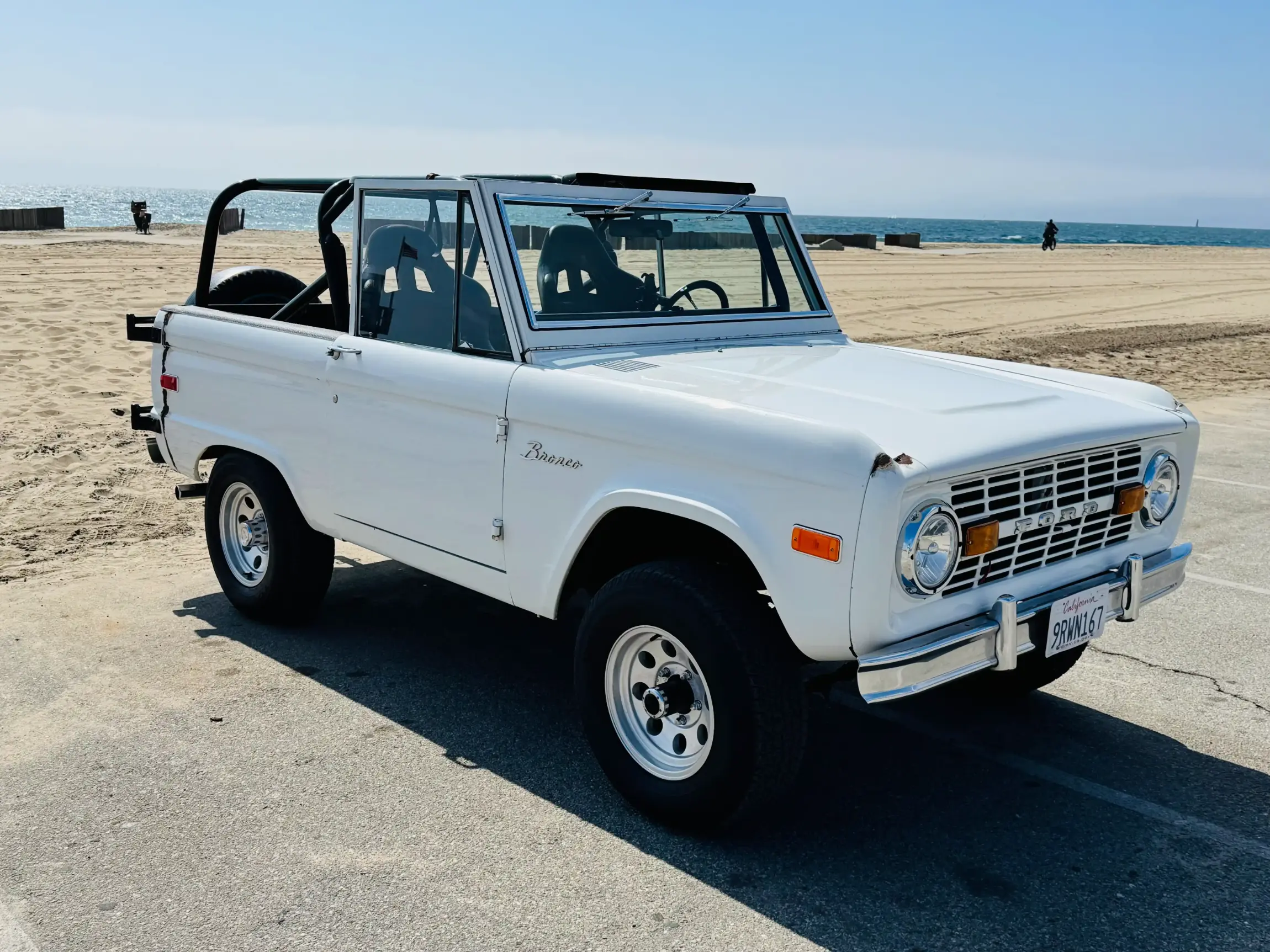 Sold: 1973 Ford Bronco Ranger 4×4