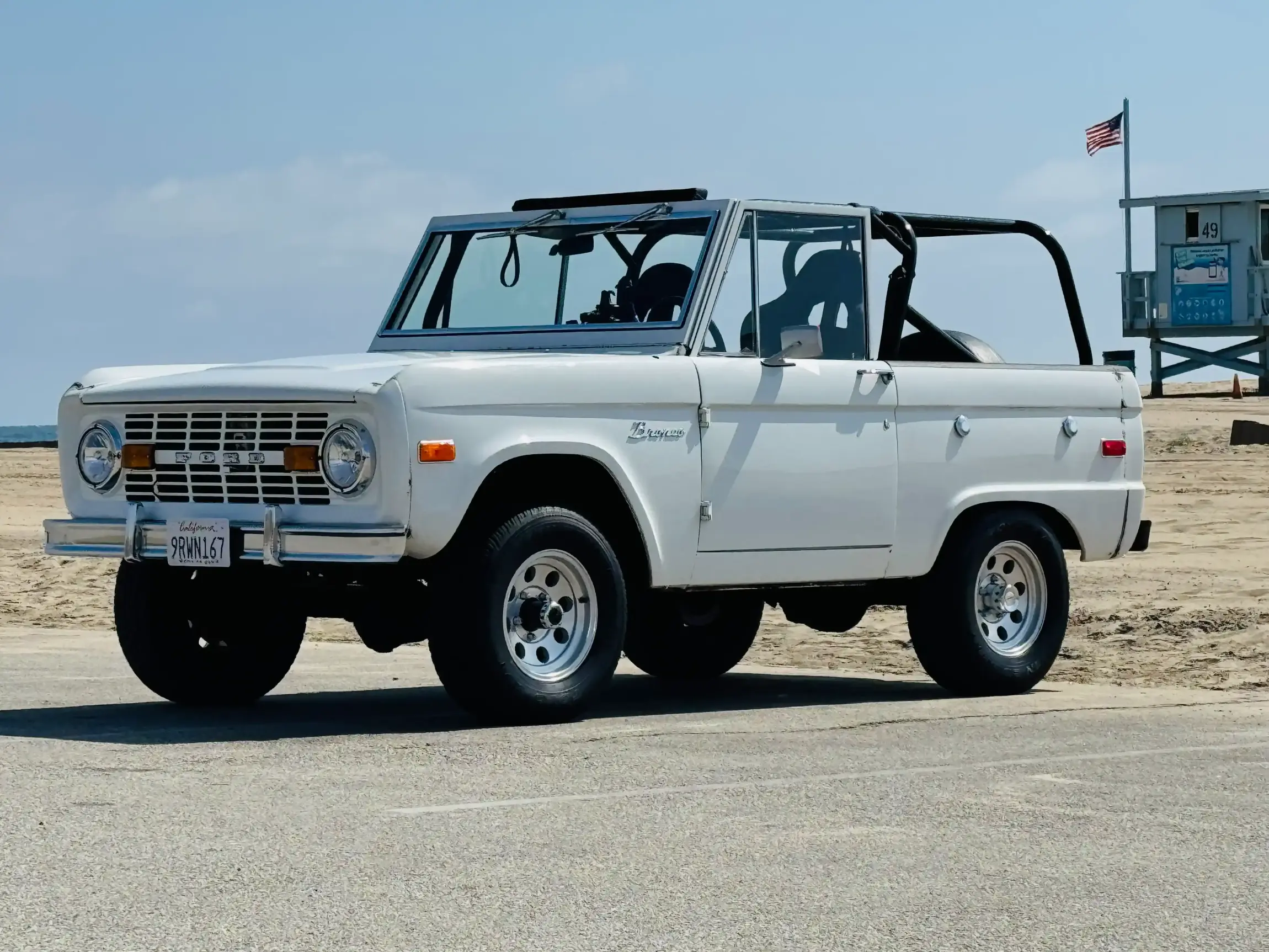 Sold: 1973 Ford Bronco Ranger 4×4