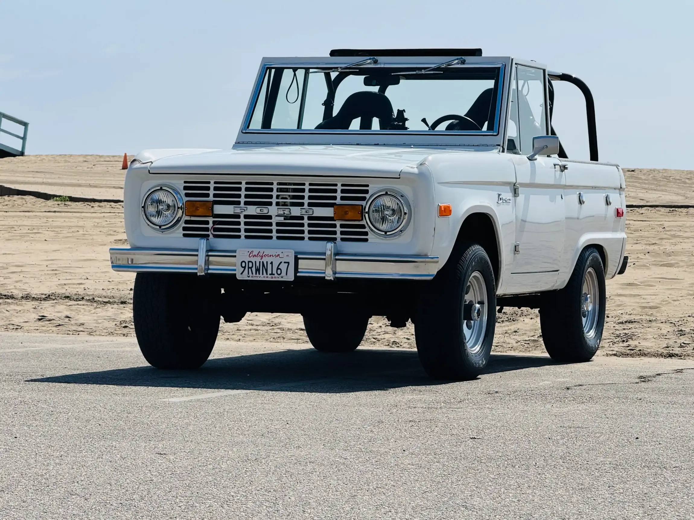 Sold: 1973 Ford Bronco Ranger 4×4