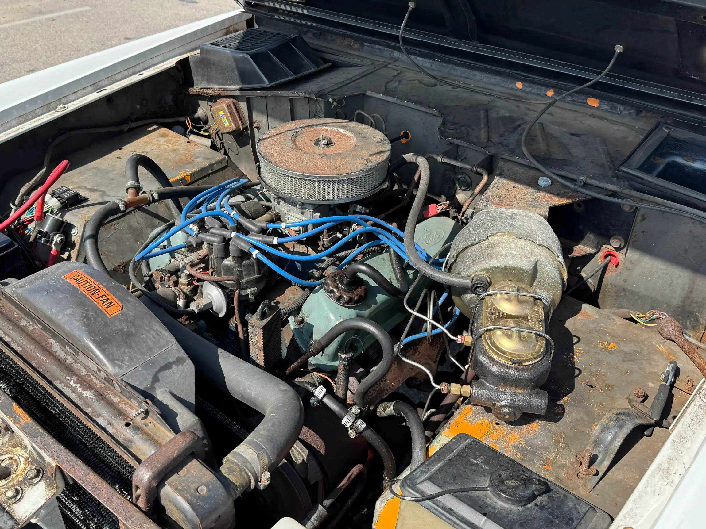 Sold: 1973 Ford Bronco Ranger 4×4 - 4