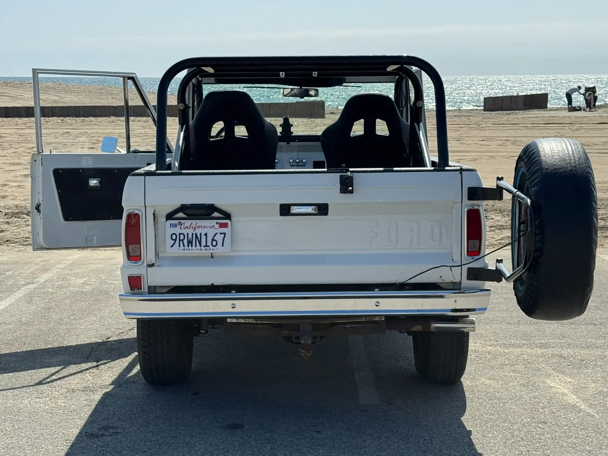 Sold: 1973 Ford Bronco Ranger 4×4