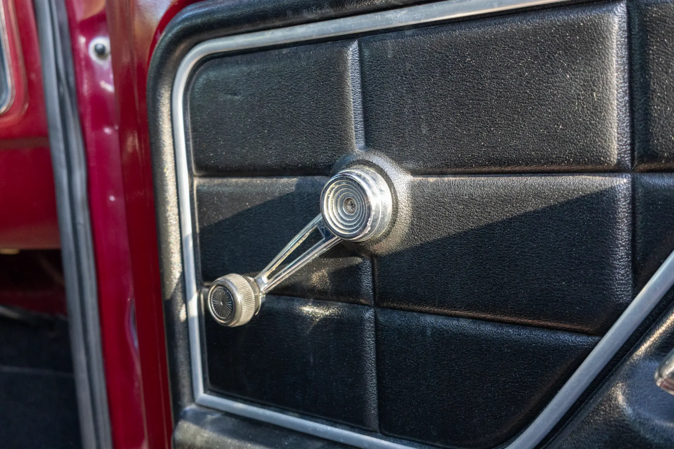 Sold: 1976 Ford F-250 Ranger 4×4 Highboy