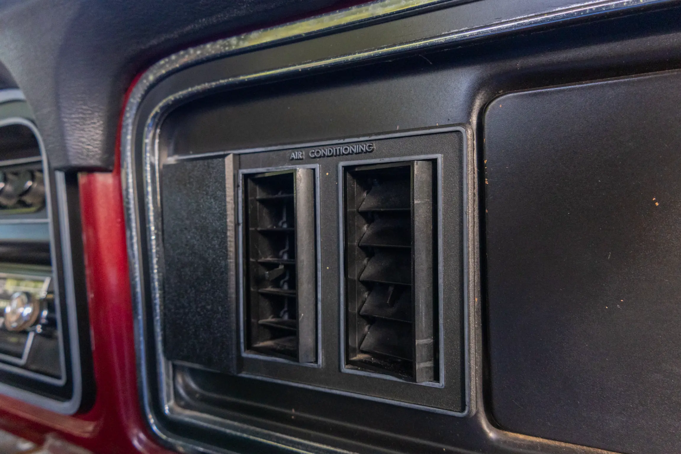 Sold: 1976 Ford F-250 Ranger 4×4 Highboy