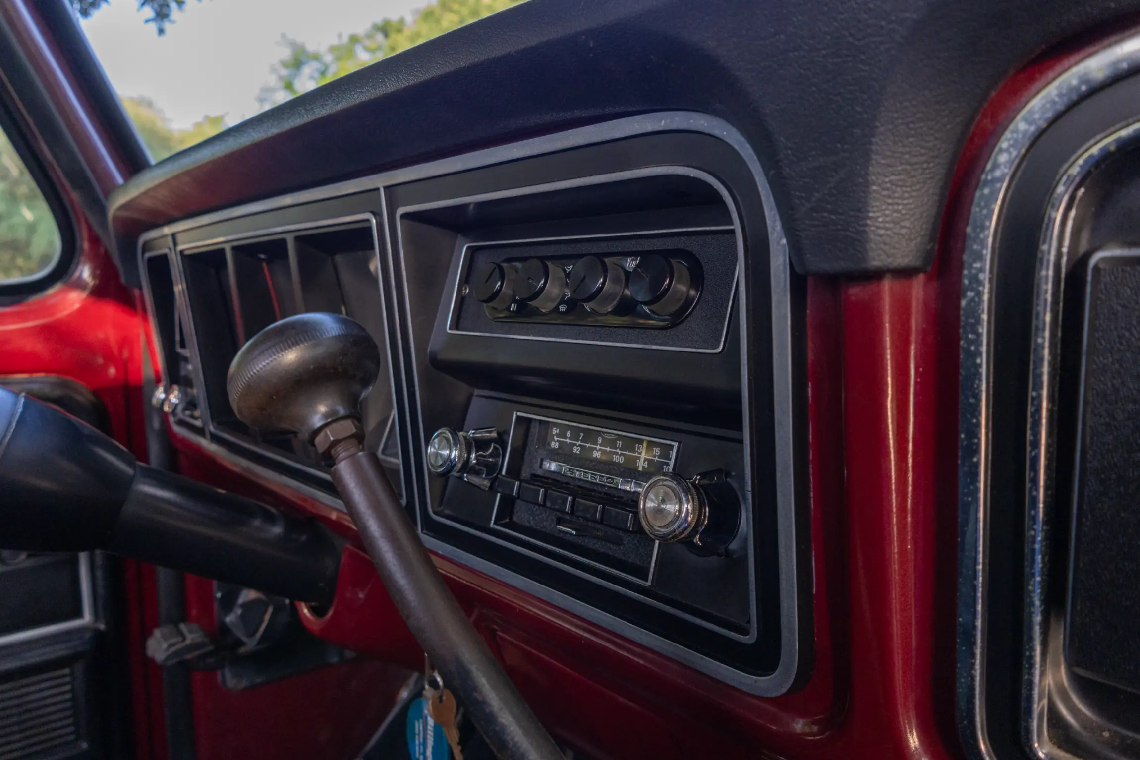 Sold: 1976 Ford F-250 Ranger 4×4 Highboy