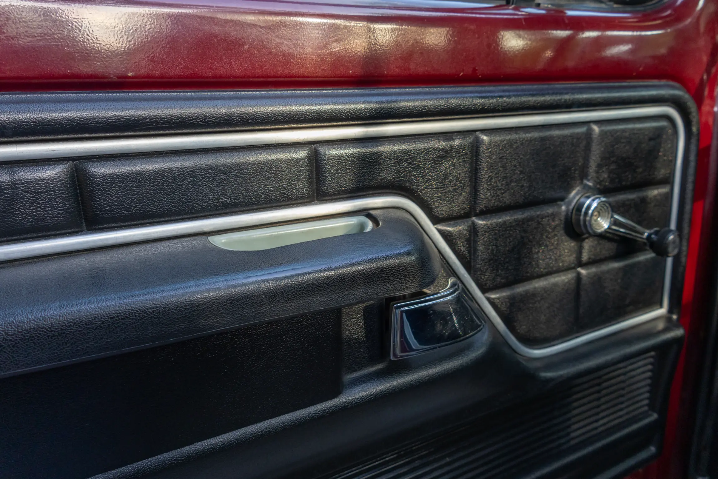 Sold: 1976 Ford F-250 Ranger 4×4 Highboy