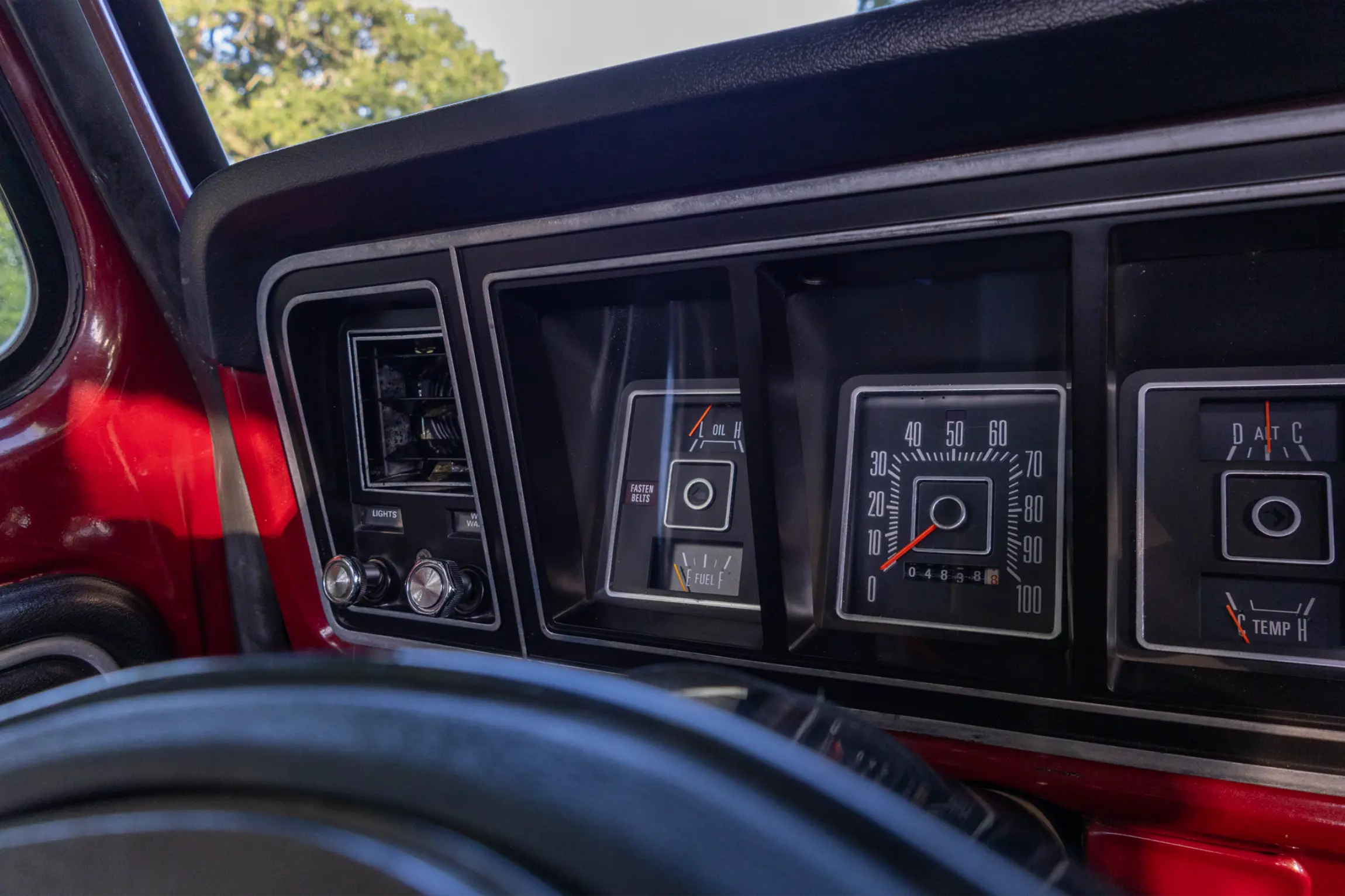 Sold: 1976 Ford F-250 Ranger 4×4 Highboy