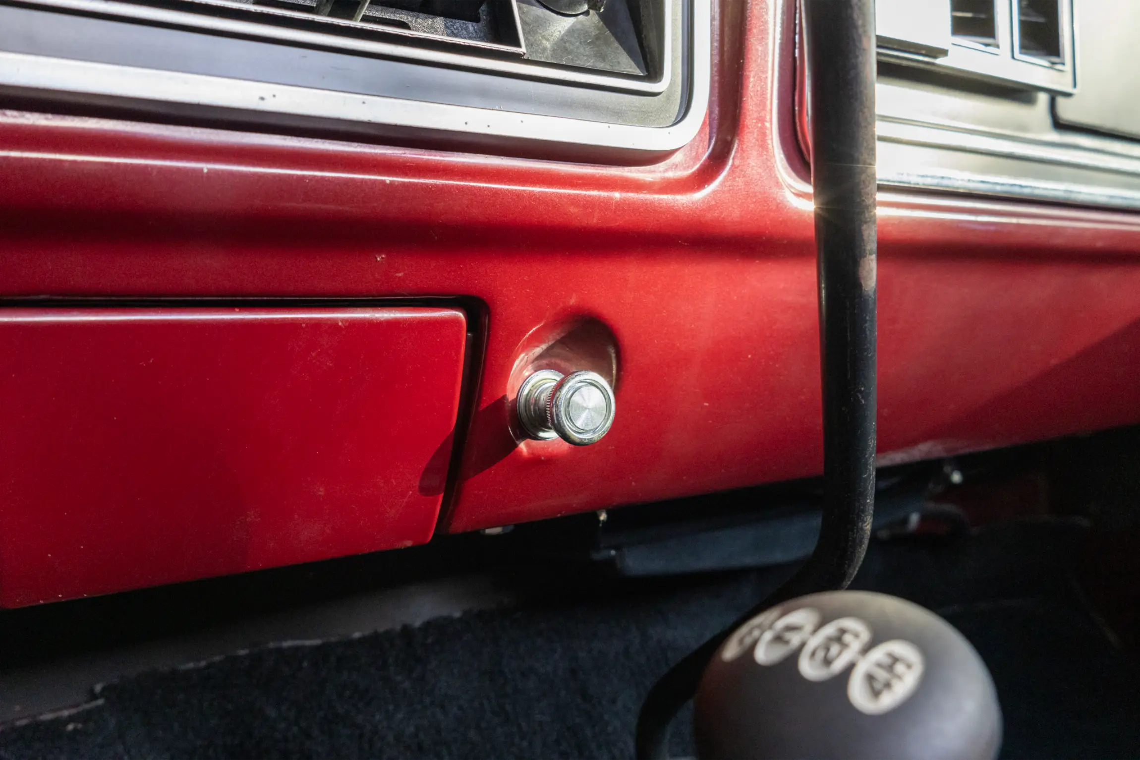 Sold: 1976 Ford F-250 Ranger 4×4 Highboy