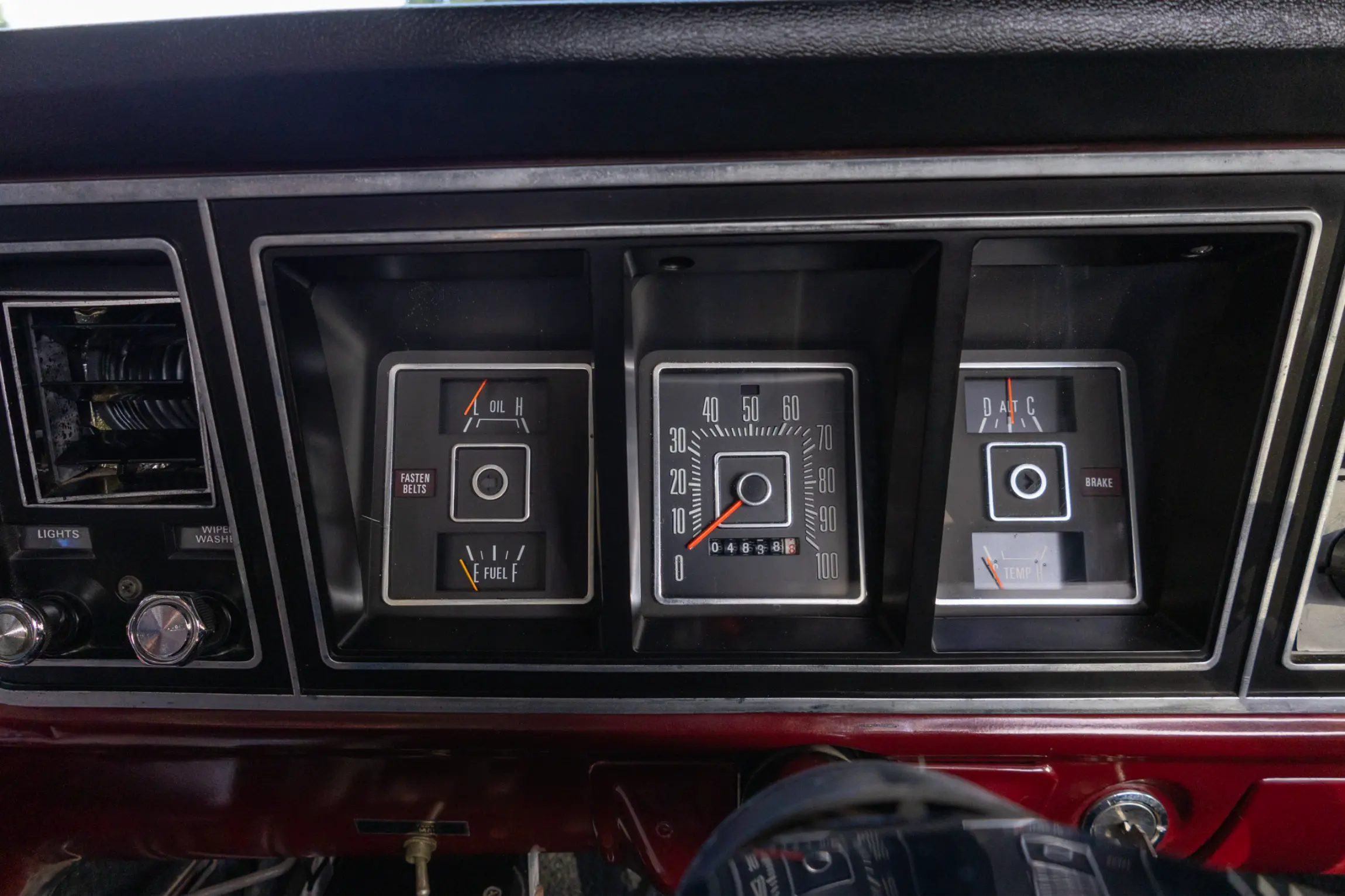 Sold: 1976 Ford F-250 Ranger 4×4 Highboy