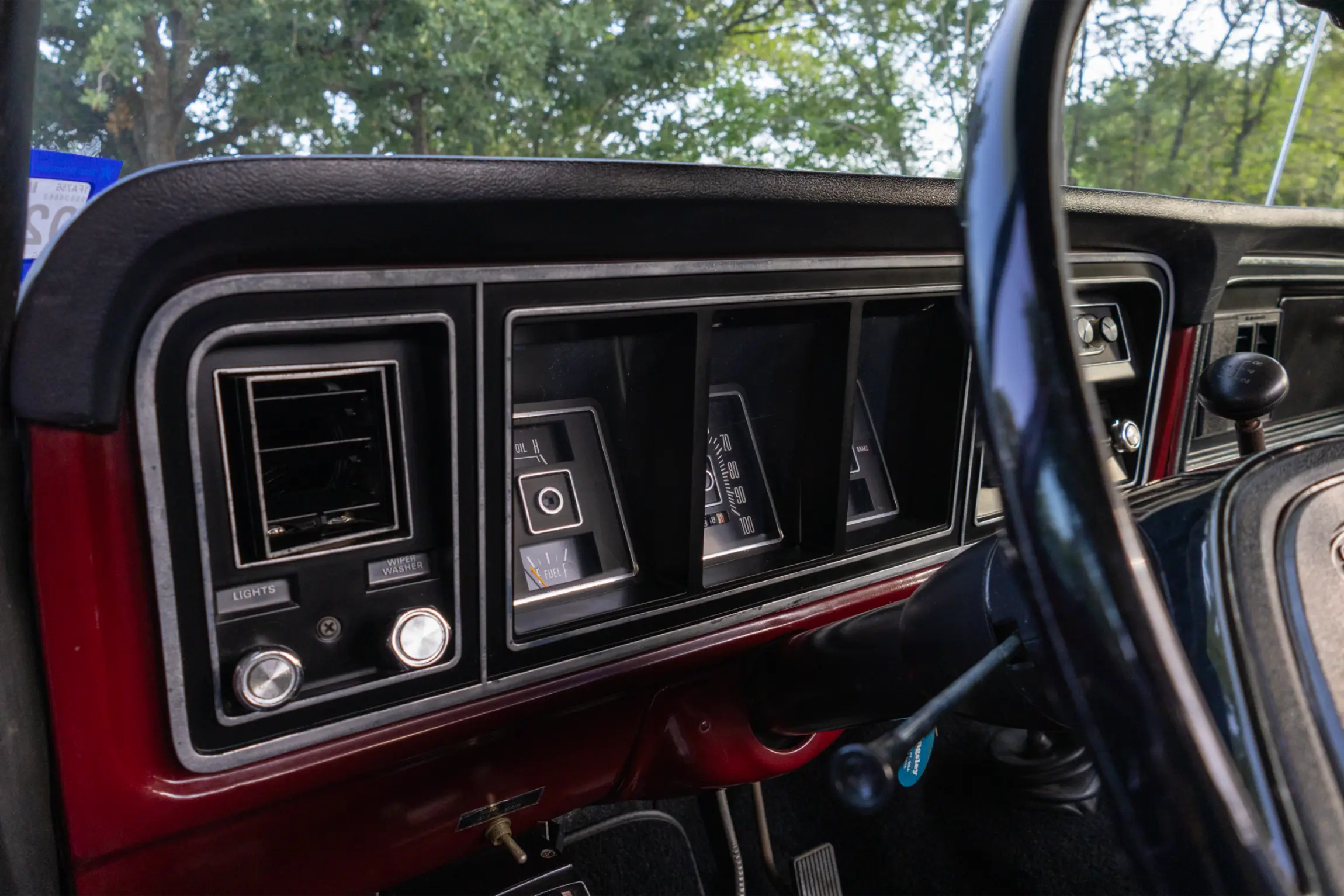 Sold: 1976 Ford F-250 Ranger 4×4 Highboy