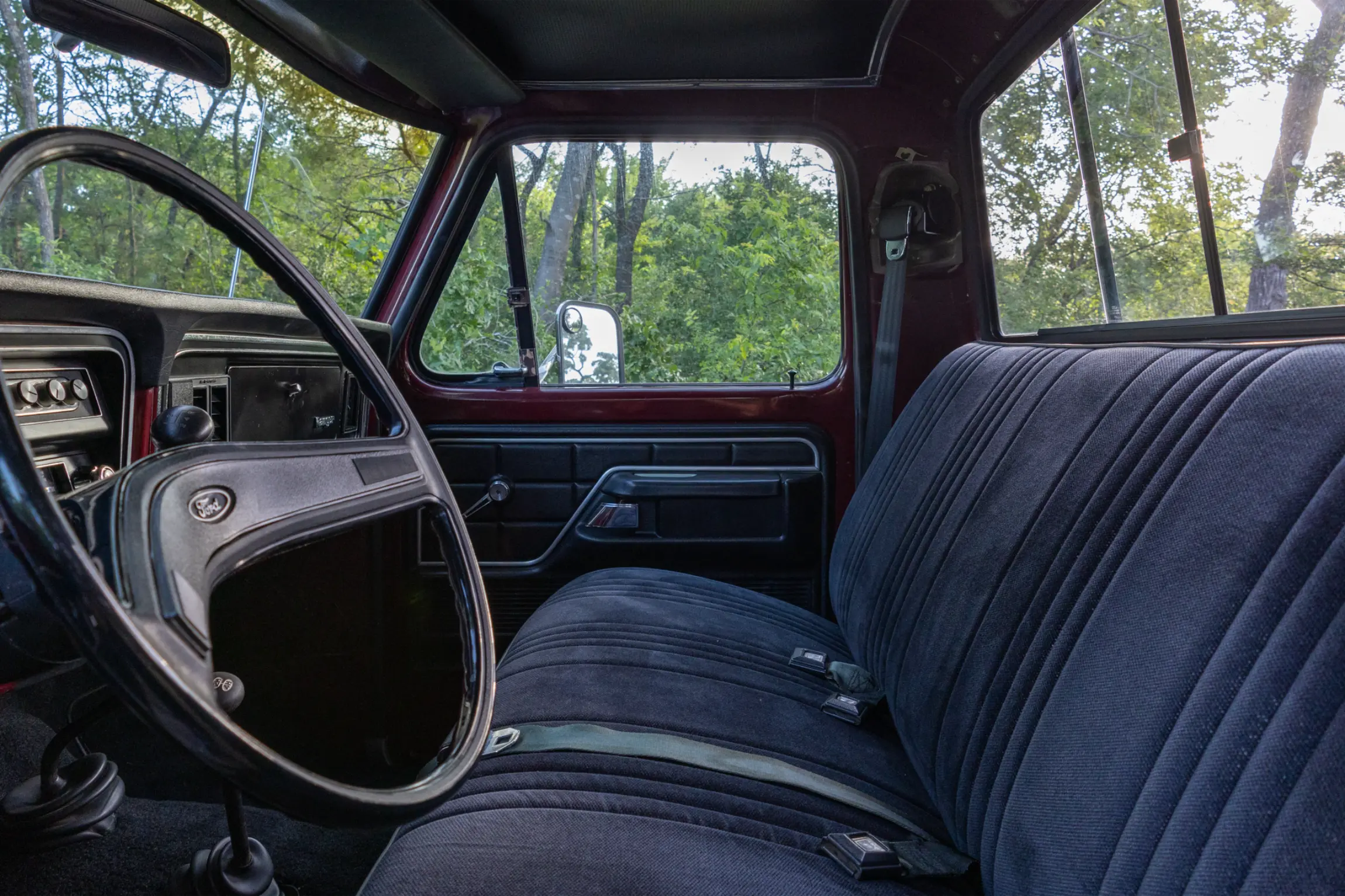 Sold: 1976 Ford F-250 Ranger 4×4 Highboy