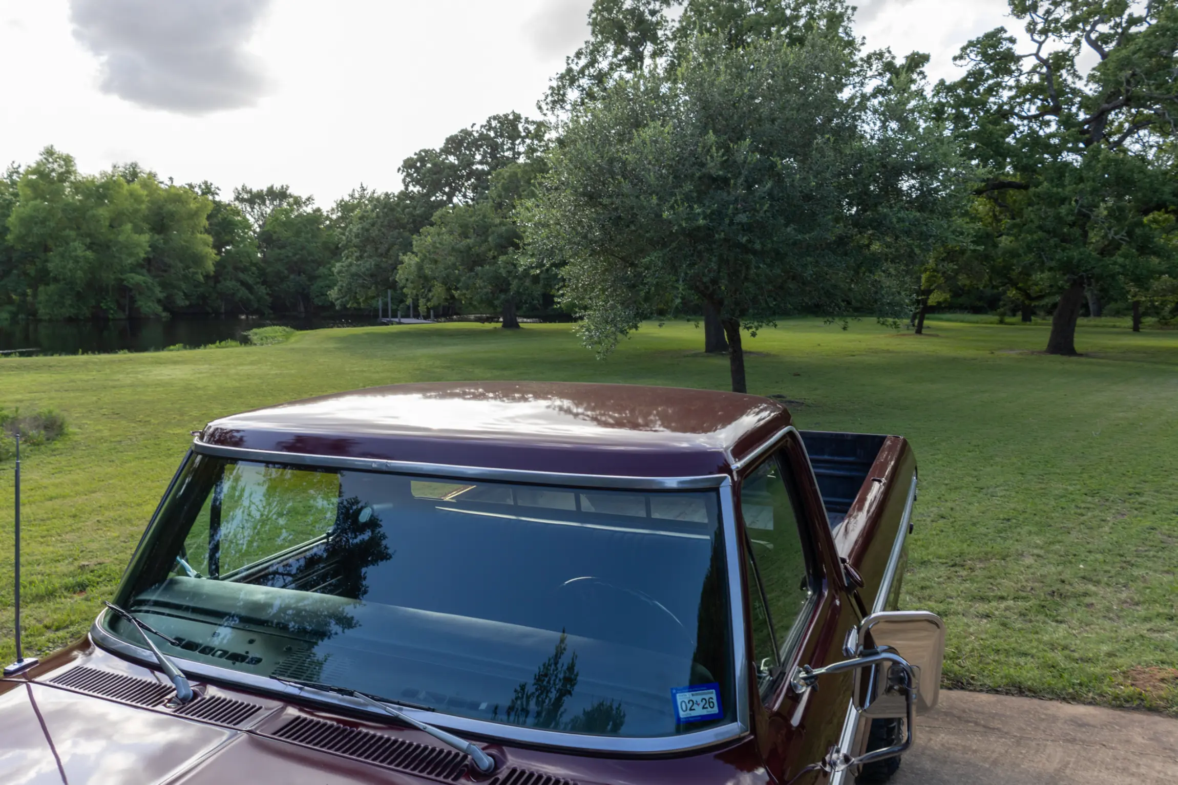 Sold: 1976 Ford F-250 Ranger 4×4 Highboy