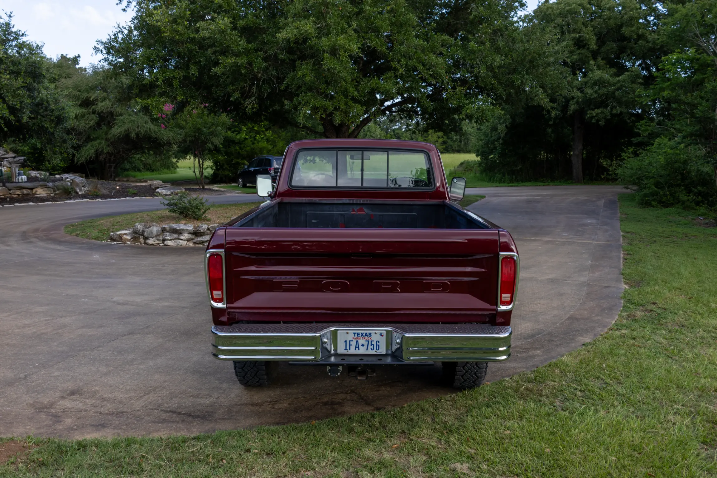 Sold: 1976 Ford F-250 Ranger 4×4 Highboy