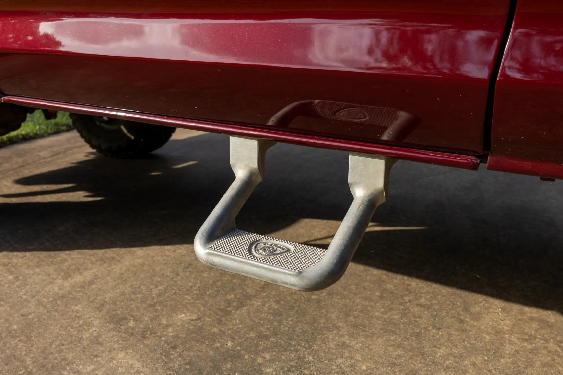 Sold: 1976 Ford F-250 Ranger 4×4 Highboy