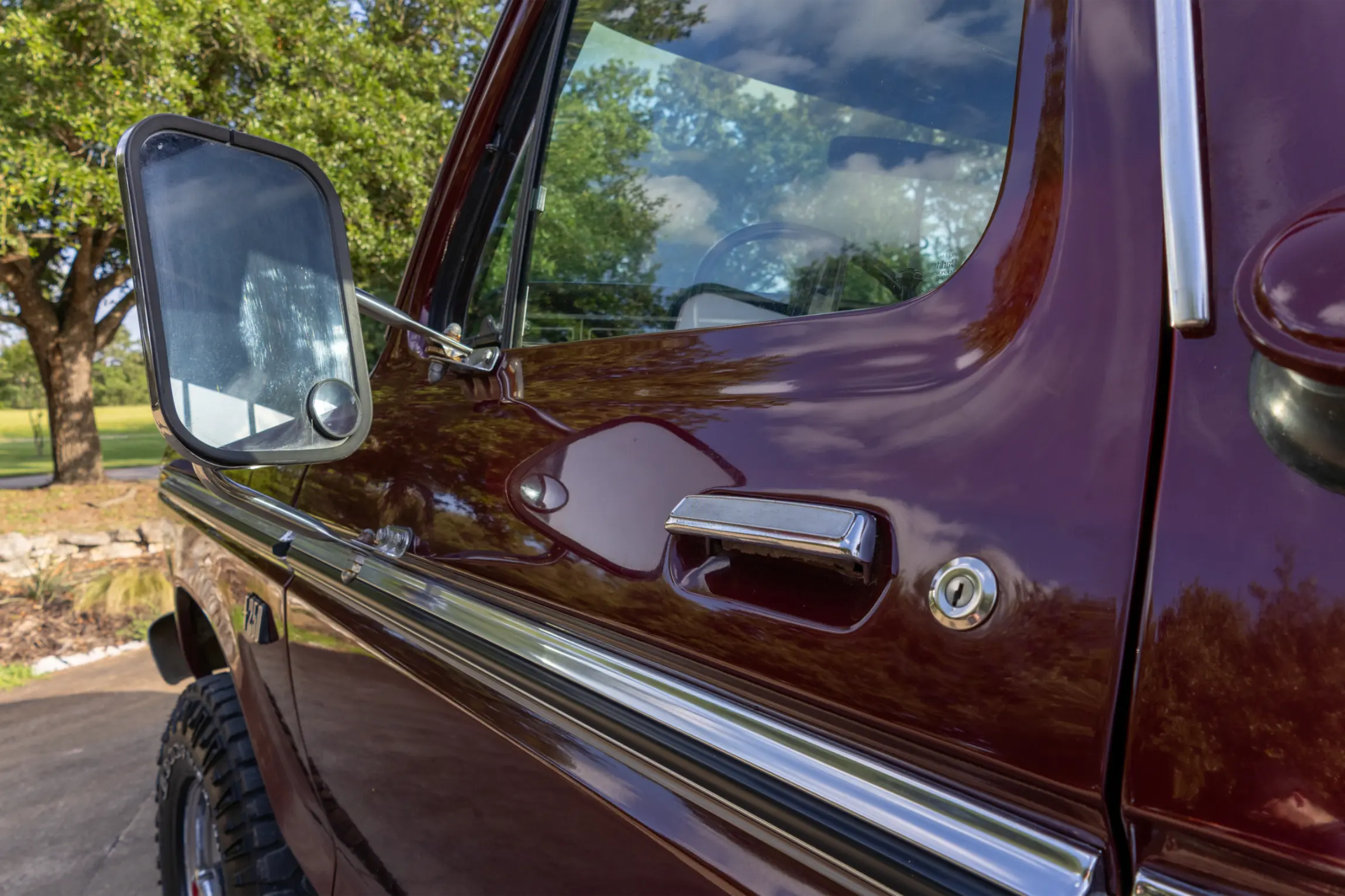 Sold: 1976 Ford F-250 Ranger 4×4 Highboy