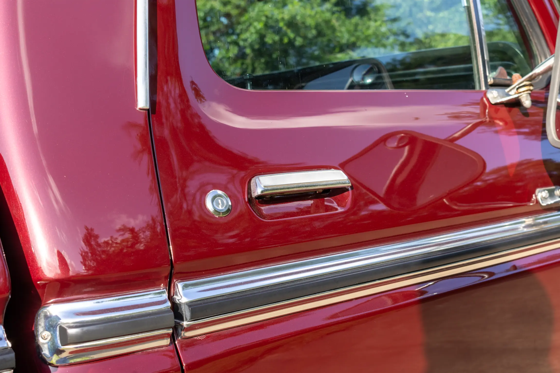 Sold: 1976 Ford F-250 Ranger 4×4 Highboy