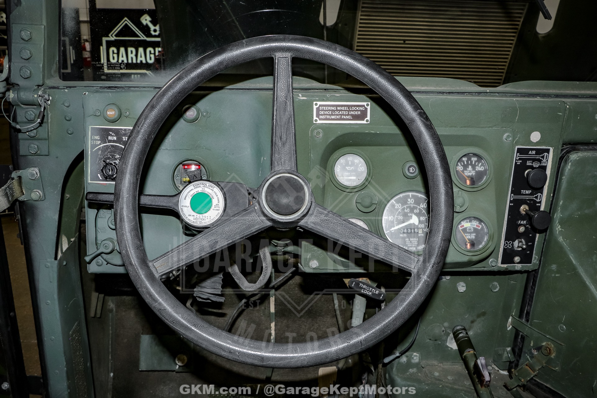 2006 AM General M1097R1 + Trailer