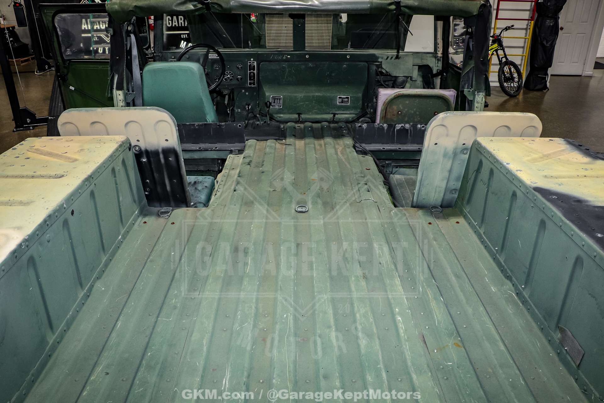 2006 AM General M1097R1 + Trailer