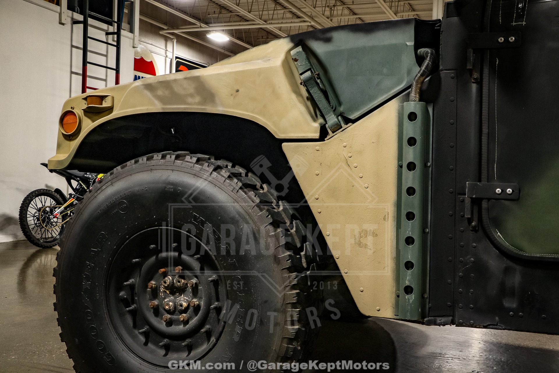 2006 AM General M1097R1 + Trailer