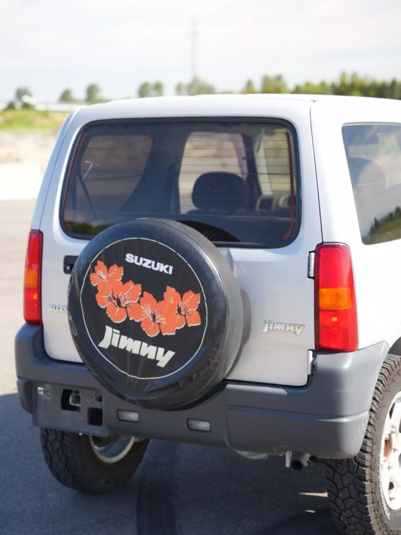 25k-Mile 1999 Suzuki Jimny - 4