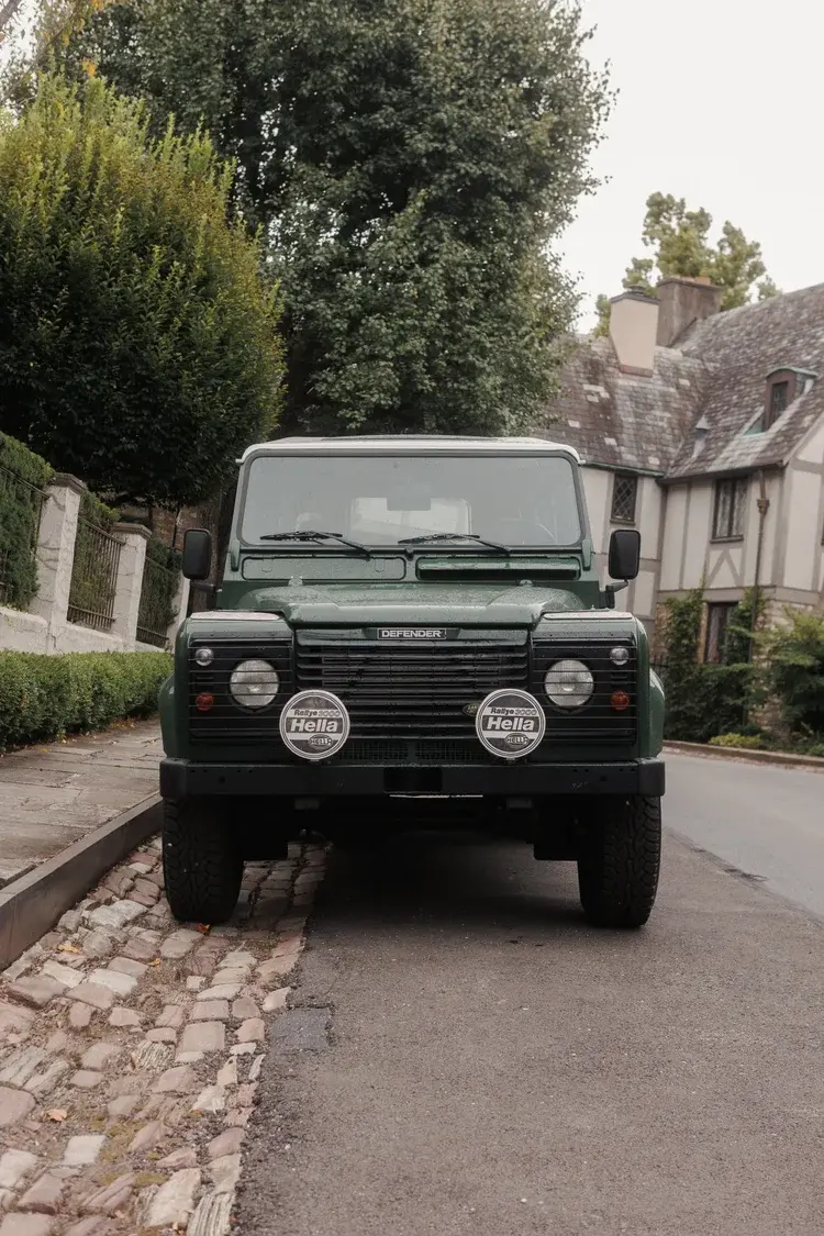 2000 Land Rover Defender 110 - 3