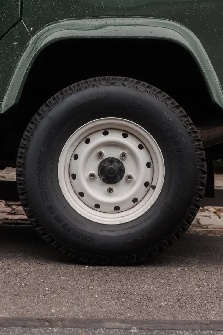 2000 Land Rover Defender 110