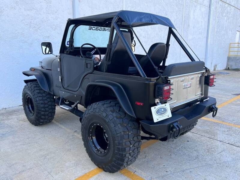 Sold: Restored 1976 Jeep CJ-5