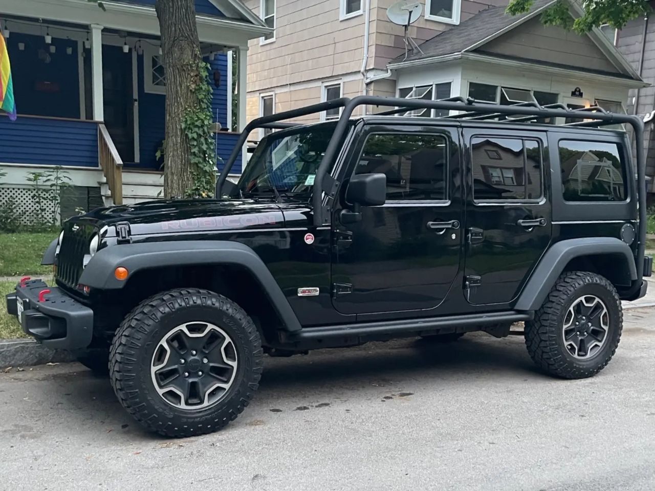 Sold: 2013 Jeep Wrangler Unlimited Rubicon 10th Anniversary-1