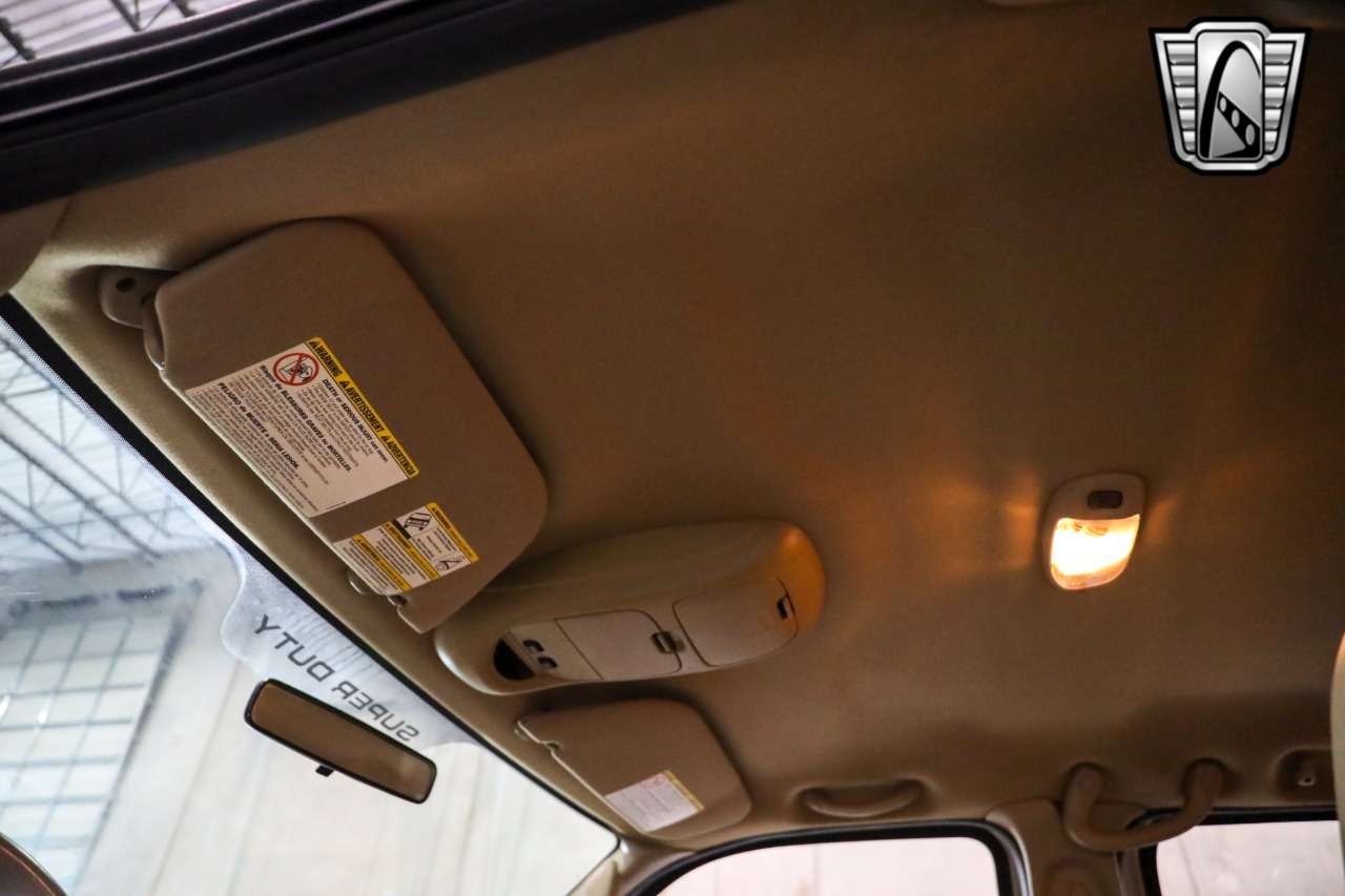 2004 Ford F-350 Super Duty Lariat